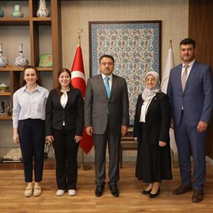Koruyucu Aile Günü Kapsamında Sayın Valimiz Musa Işın’a Ziyaret - fotoğraf 3