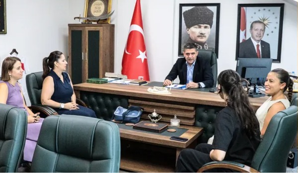 Halter Branşında İl Birincisi Olan Kızımızdan İl Müdürümüze Ziyaret