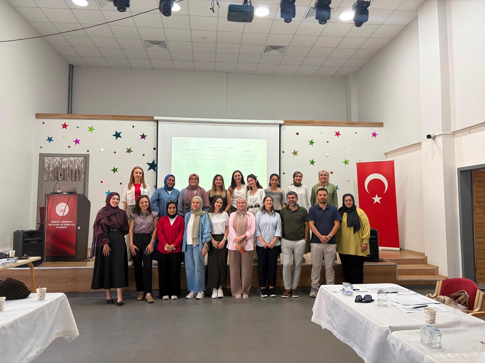 Meslek Elemanlarına Çocuk Koruma Kanunu Kapsamında Danışmanlık Tedbiri Eğitimi Verildi.