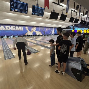 Canik Sosyal Hizmet Merkezi'nden Çocuklarımıza Bowling Etkinliği - fotoğraf 3