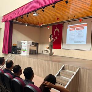 Şuhut İlçemizde Koruyucu Aile ve Geçici Koruyucu Aile Tanıtımı Düzenlendi - fotoğraf 2