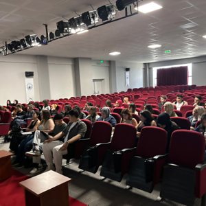 Aile Eğitim Programı Kapsamında “Bilinçli Medya Kullanımı” Eğitimi Gerçekleştirildi - fotoğraf 2