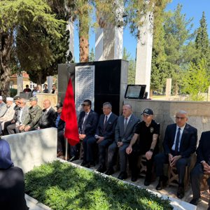 Kurban Bayramı Arefesinde Şehitlik ve Gazi Kabirleri Ziyaret Edildi - fotoğraf 3