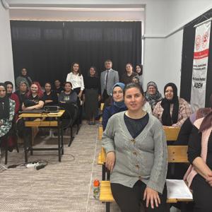 Aile Eğitim Programı Kapsamında “Aile İçi İletişim” Eğitimi Gerçekleştirildi - fotoğraf 1