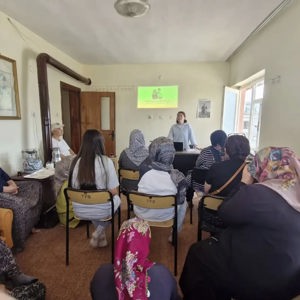 "Olumlu Ebeveynlik Becerileri" Konulu Eğitim ile Kadına Yönelik Şiddetle Mücadele Eğitimi Gerçekleştirildi - fotoğraf 1