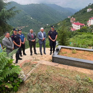 Şehidimiz İsmail Çil'in Kabri Başında Anma Programı Düzenlendi. - fotoğraf 2