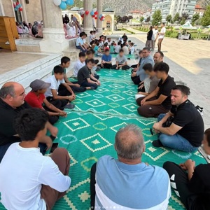 Hz. Ömer Camii’nde “Ekrandan Uzaklaş, Camiye Yakınlaş” Projesi Kapsamında Etkinlik Düzenlendi - fotoğraf 6