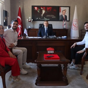 Karabük Genç Sağlık-Sen Başkanı Hidayet Güler ve Yönetim Kurulundan İl Müdürümüz Sami Çifte Ziyaret - fotoğraf 1