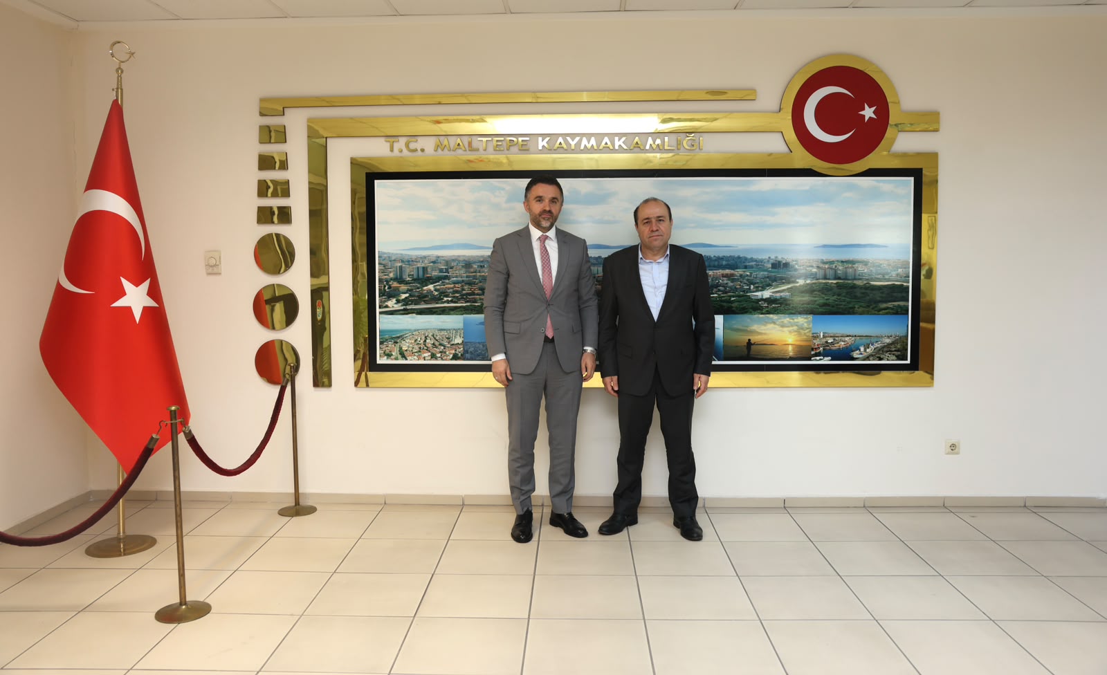 İl Müdürümüz Sn. Ömer Turan, Göreve Başlayan Maltepe Kaymakamı Sn. Dr. Mehmet Akçay’a Hayırlı Olsun Ziyaretinde Bulundu