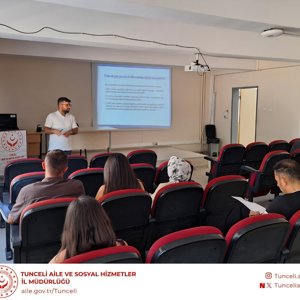 Bilinçli Medya Kullanımı ve Dijital Okuryazarlık Eğitimlerimiz Devam Ediyor - fotoğraf 1