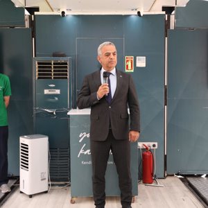 Bakanlığımız ile Halkbank iş birliğinde yürütülen Yükselen Kadınlar Kendi İşim Benim İzim Programı kapsamında Yükselen Kadınlar Girişimcilik Eğitim Tırı Malatya'mızdaydı. - fotoğraf 1