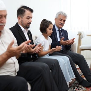 Valimiz Sayın Mehmet Makas Şehit Piyade Er Metin Kahveci’nin Kıymetli Ailesini Ziyaret Etti. - fotoğraf 4
