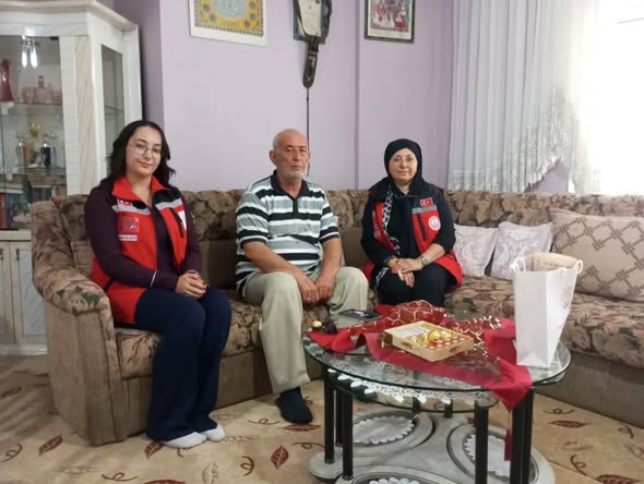 Gazimiz Ali Birgez'in Kıymetli Eşi ile Kahraman Gazilerimiz Seyit Mehmet Bayır'ın Değerli Ailesi ve Gazimiz Derviş Çimen Ziyaret Edilmiştir