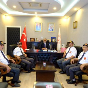 Türkiye Muharip Gaziler Derneği Kahramanmaraş Şubesi’nden İl Müdürümüz Emre Çalğan’a Ziyaret - fotoğraf 1