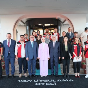 Bakanımız Göktaş, Van'da "Terörsüz Türkiye Kardeşlik Sofrası"nda konuştu: - fotoğraf 43