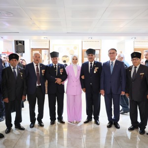 Bakanımız Göktaş, Van'da "Terörsüz Türkiye Kardeşlik Sofrası"nda konuştu: - fotoğraf 45