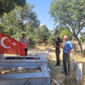 Şehidimiz Ekrem ÇİMEN, Şehadetinin 33. Yıl Dönümünde Rahmet ve Minnetle Yâd Edildi - fotoğraf 2
