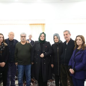 Bakan Selçuk, Elazığ'da Depremden Etkilenen Vatandaşları Ziyaret Etti - fotoğraf 8