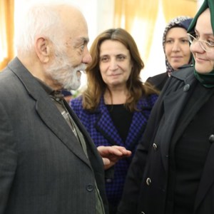 Bakan Selçuk, Elazığ'da Depremden Etkilenen Vatandaşları Ziyaret Etti - fotoğraf 6