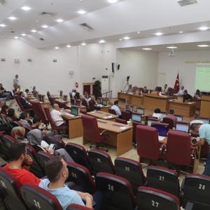 Uşak Belediye Meclisi’nde “Koruyucu Aile” Tanıtımı Yapıldı - fotoğraf 4