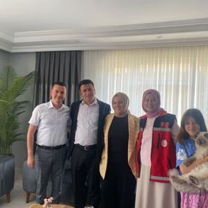 Şehit Ailesi ve Gazimiz Ziyaret Edildi - fotoğraf 2
