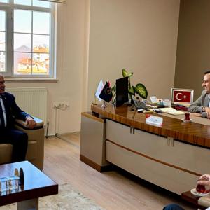  İl Müdürümüz Selim Köse, 6. Bölge ESKK Başkanı Ahmet Tural ile ilimizizde faaliyet gösteren Oda Başkanlarını makamında misafir etti. - fotoğraf 1
