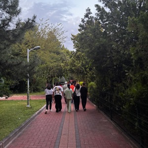 Yaz tatili etkinlikleri kapsamında, çocuk evlerimizde kalan çocuklarımız için yemek programı düzenlendi. - fotoğraf 1