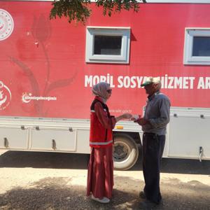 Yerinde Sosyal Hizmet Programı kapsamında, Mobil Sosyal Hizmet aracı ile köylerimize ziyaret gerçekleştirdi. - fotoğraf 4