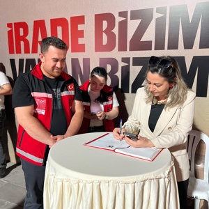 15 Temmuz Demokrasi ve Millî Birlik Günü anma programı kapsamında, 15 Temmuz Anı Defteri imzalandı. - fotoğraf 2