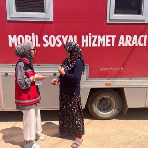 Yerinde Sosyal Hizmet Programı kapsamında, Mobil Sosyal Hizmet aracı ile köylerimize ziyaret gerçekleştirdi. - fotoğraf 2