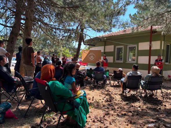 Spil Dağı Milli Parkı’nda “Aile Kampı” Etkinliği Düzenlendi
