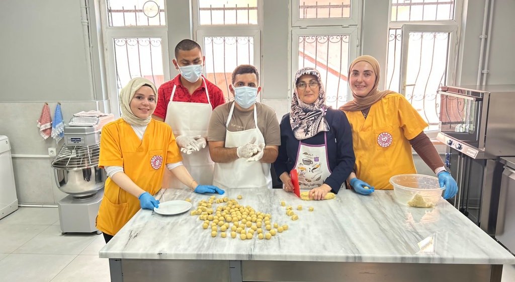 Nadide Üstündağ Yıldırım Gündüz Bakım ve Rehabilitasyon Merkezi’nde Mutfak Atölyesi