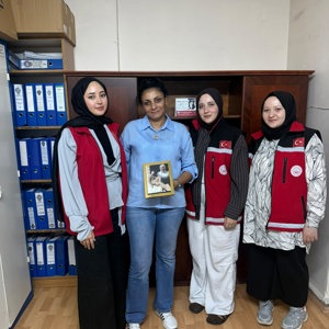 Kahraman şehitlerimizin kıymetli aileleri ziyaret edildi. - fotoğraf 3