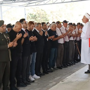 MUHARİP GAZİMİZ RUHİ İLTEROĞLUNU SON YOLCULUĞUNA UĞURLADIK - fotoğraf 2