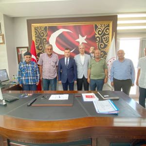 Aziz Şehitlerimizin Emanetleri ve Kahraman Gazilerimizden Anlamlı Ziyaret - fotoğraf 1