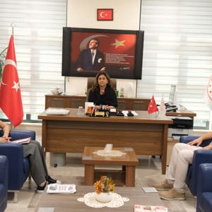 İl Müdürümüz Sayın Emine BÖÇKÜN Edremit SHM Ziyaretinde Riskli Durumlara İlişkin Vaka Toplantısı Gerçekleştirdi - fotoğraf 1