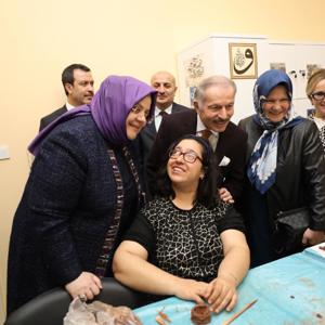 Bakan Selçuk, Bayrampaşa Belediyesi Engelsiz Yaşam Merkezi'nin Açılışını Gerçekleştirdi - fotoğraf 7