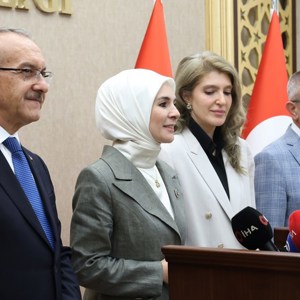 Aile ve Sosyal Hizmetler Bakanımız Göktaş, Malatya Valiliği'nde konuştu - fotoğraf 1
