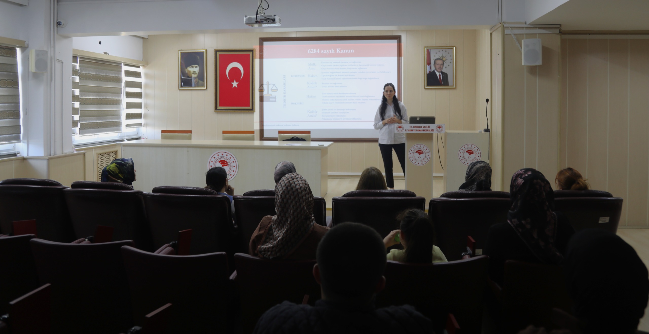 Tarım ve Orman İl Müdürlüğü personellerine “Kadına Yönelik Şiddetle Mücadele” konulu eğitim verildi.