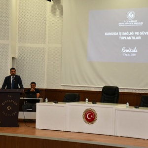  “Kamuda İş Sağlığı ve Güvenliği Toplantısı” gerçekleştirildi. - fotoğraf 1