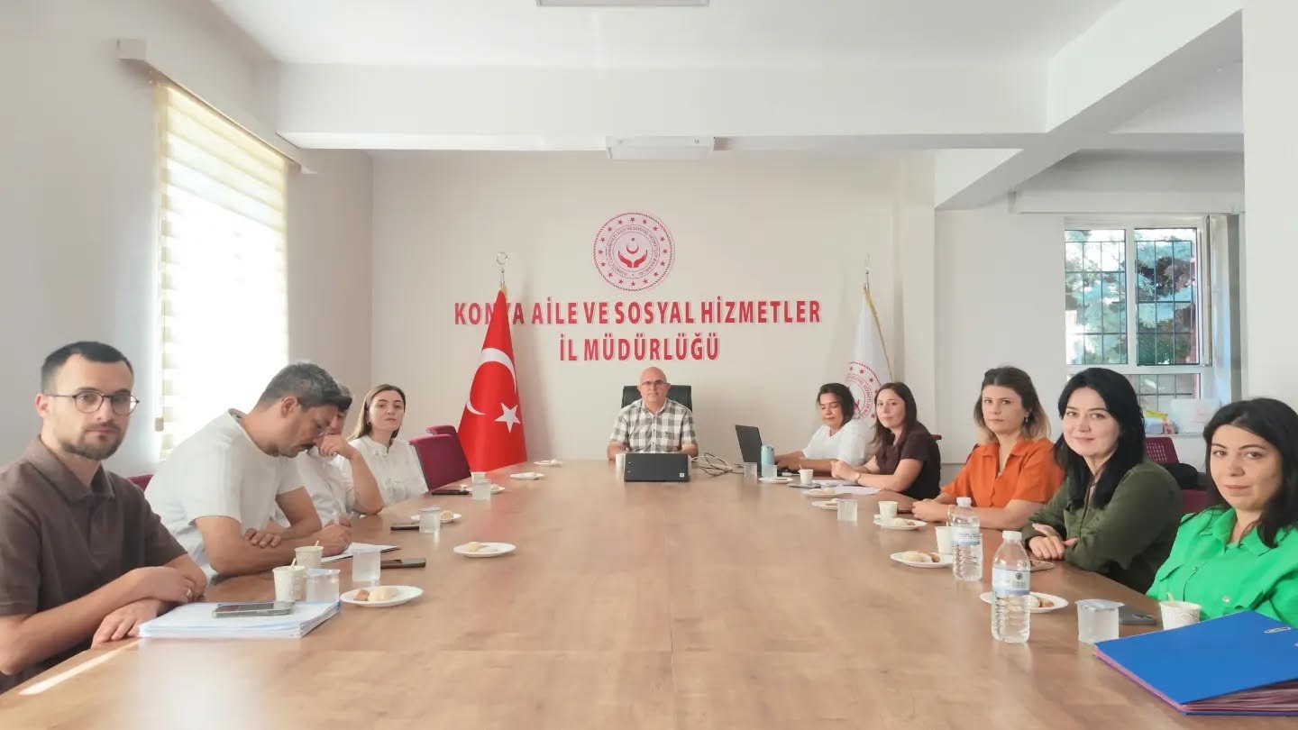 Aile ve Toplum Hizmetleri Birimimizin Aylık Değerlendirme Toplantısını Gerçekleştirildi