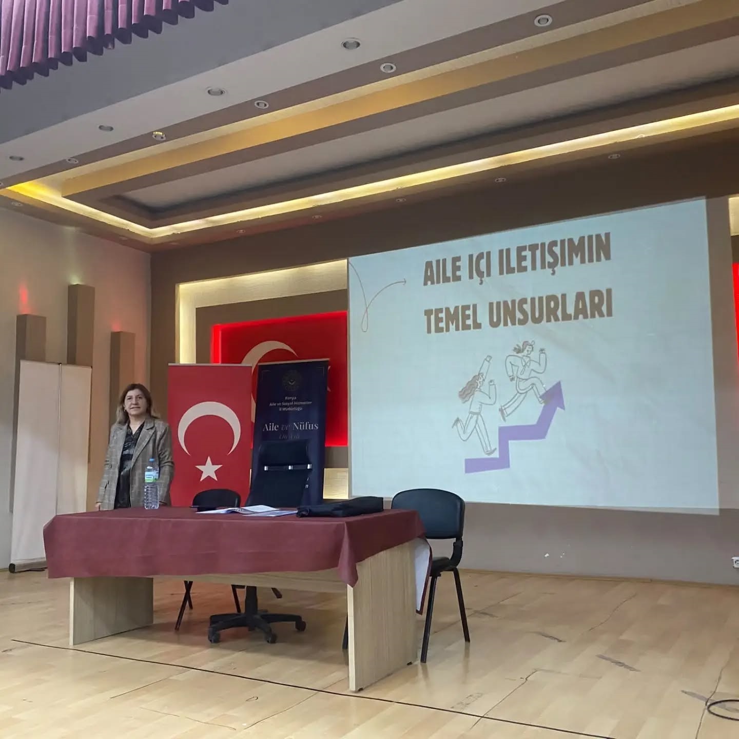 Aile Eğitim Programı ile Ailelerimizi Destekliyoruz