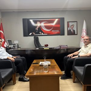 Beşiri Kaymakamı Mustafa Arslan Şahin’den İl Müdürümüz Mehmet Zeki Eryarsoy’a İade Ziyareti - fotoğraf 1