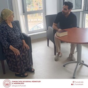 İl Müdürümüz Sayın Hüseyin Okan, Müdürlüğümüze bağlı TOKİ Huzurevi Yaşlı Bakım ve Rehabilitasyon Merkezi Müdürlüğünü Ziyaret Etti - fotoğraf 1