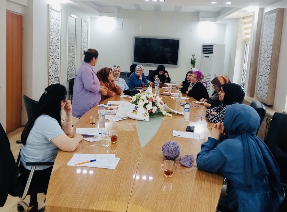 “Çocuk Yetiştirme Tutumları ve Yılmaz Çocuklar Yetiştirmek” konulu eğitim