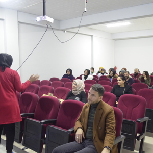 Bingöl Özel Harikalar Diyarı Kreş ve Gündüz Bakımevi Çalışanlarıyla Velilerine “Bilişim Teknolojileri ve İnternetin Bilinçli Kullanılması” Semineri Verildi - fotoğraf 4