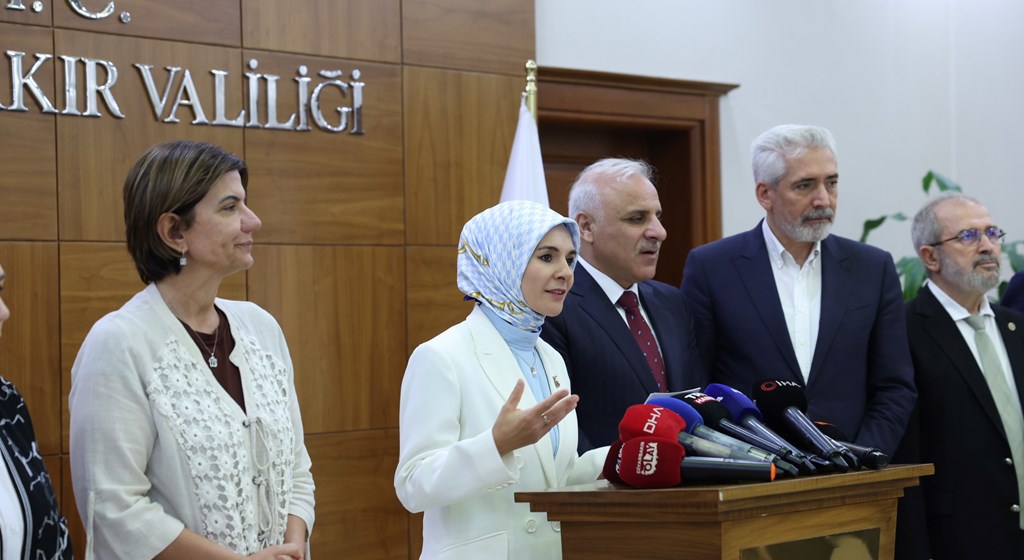 Bakanımız Göktaş: "Terörsüz Türkiye’yi şehit yakınlarımız ve gazilerimizle birlikte inşa ettik”