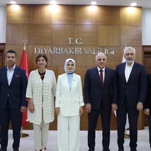 Bakanımız Göktaş: "Terörsüz Türkiye’yi şehit yakınlarımız ve gazilerimizle birlikte inşa ettik” - fotoğraf 3