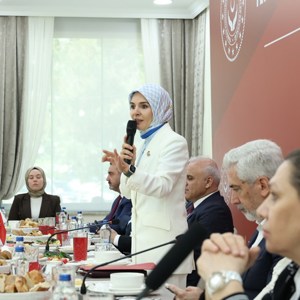 Bakanımız Göktaş: "Terörsüz Türkiye’yi şehit yakınlarımız ve gazilerimizle birlikte inşa ettik” - fotoğraf 6