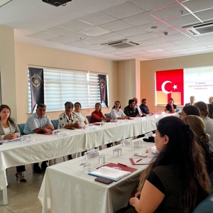 Kadına Yönelik Şiddetle Mücadelede Kurumlar Arası Koordinasyon Güçlendiriliyor Kadına Yönelik Şiddetle Mücadele İl Koordinasyon, İzleme ve Değerlendirme Toplantısı, Vali Yardımcımız Sayın A. Ferhat ÖZEN başkanlığında, Müdürlüğümüzde gerçekleştirildi.  - fotoğraf 2